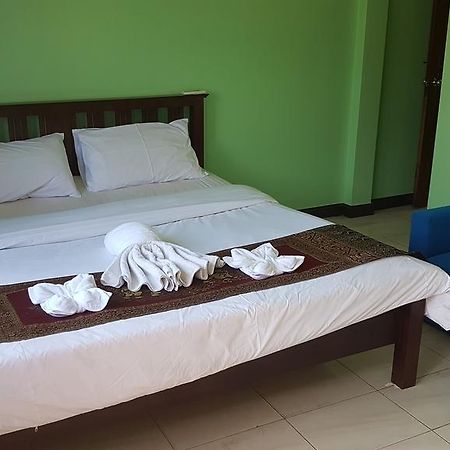 All Nations Guesthouse هوا هين المظهر الخارجي الصورة