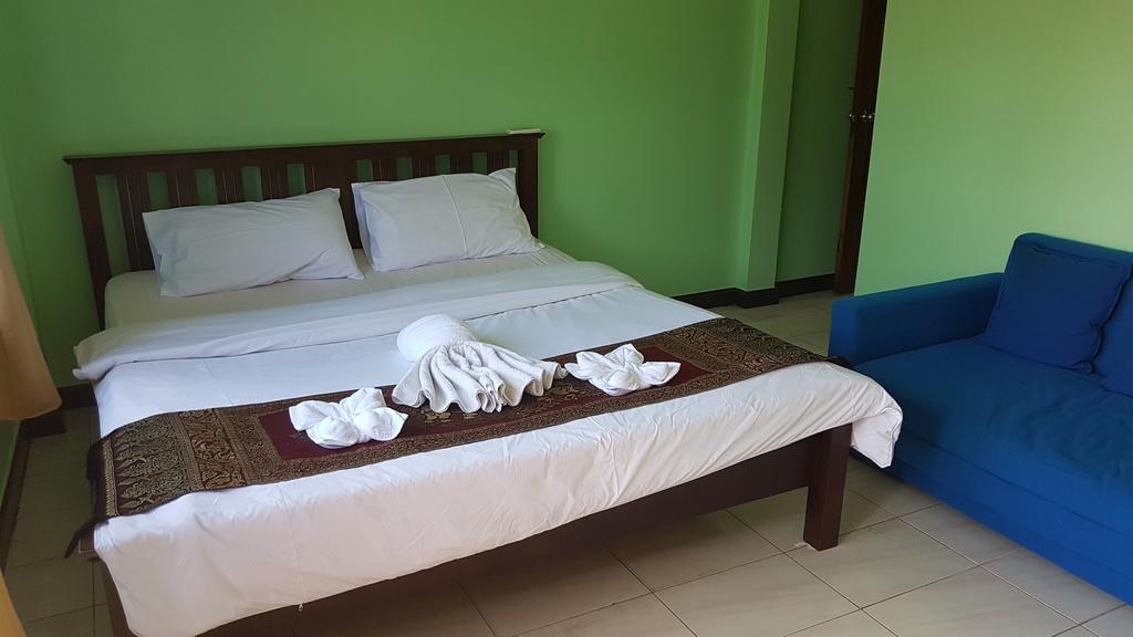 All Nations Guesthouse هوا هين المظهر الخارجي الصورة
