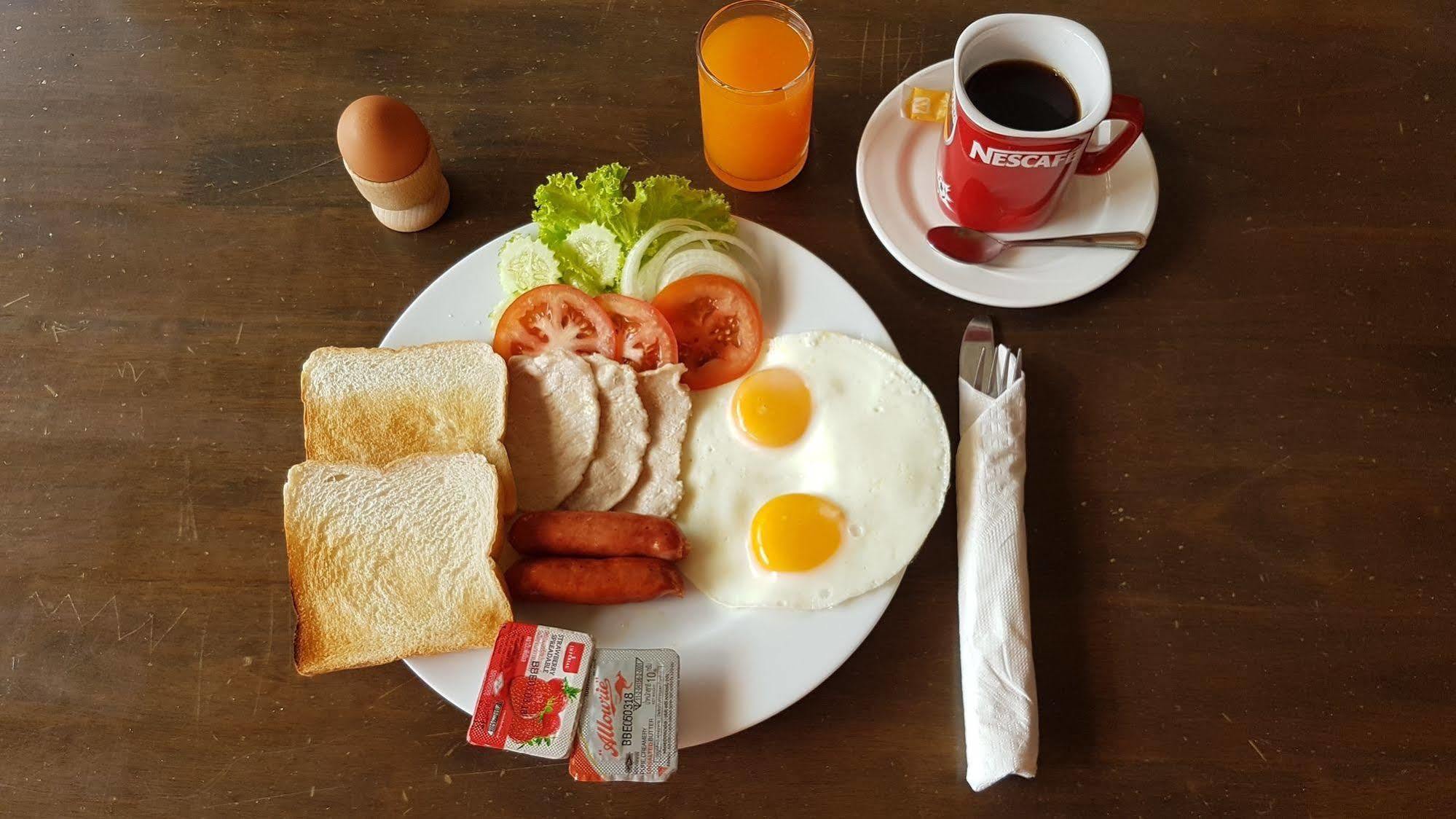 All Nations Guesthouse هوا هين المظهر الخارجي الصورة